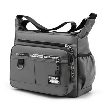 Sac Bandoulière Homme disponible en plusieurs coloris